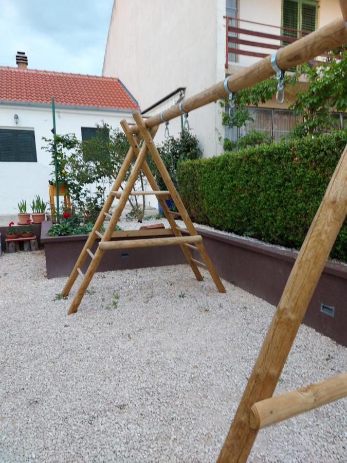 Apartments Jelicic Biograd Na Moru Exterior foto