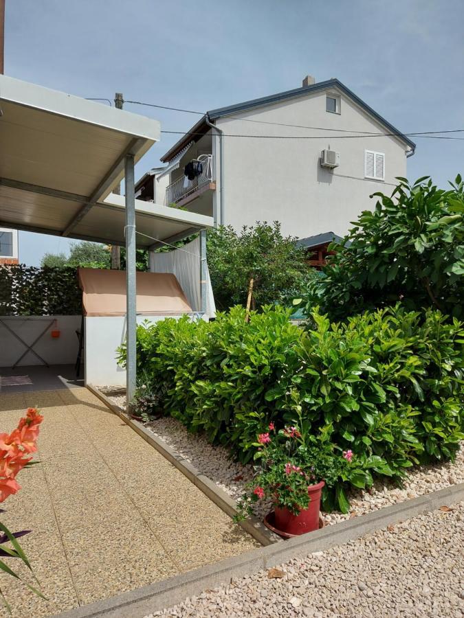 Apartments Jelicic Biograd Na Moru Exterior foto