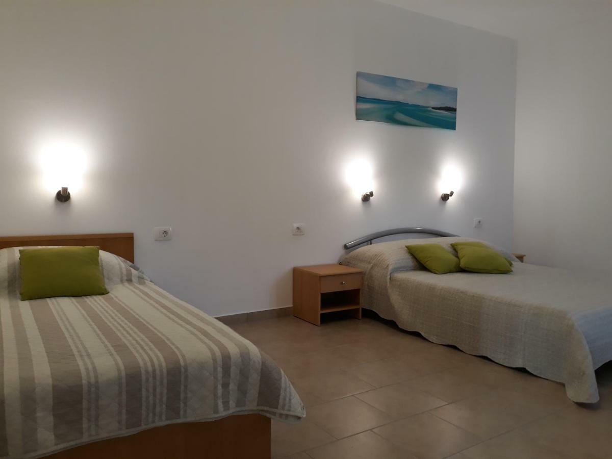 Apartments Jelicic Biograd Na Moru Exterior foto